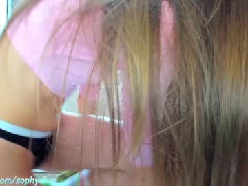 webcam girl sophydiva today image #1342968
