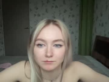 webcam girl damsel_in_distr3ss today image #1480710