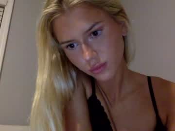 webcam girl seraphinamonroe today image #3972954