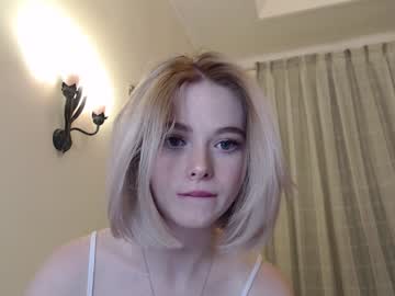 webcam girl yvaine777 today image #865407