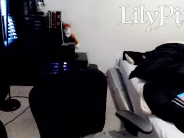 webcam girl lilypixel today image #1404525