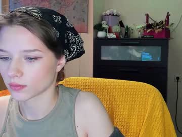 webcam girl ketlinrous today image #1113650