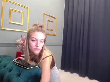 webcam girl selenaobrien today image #738767