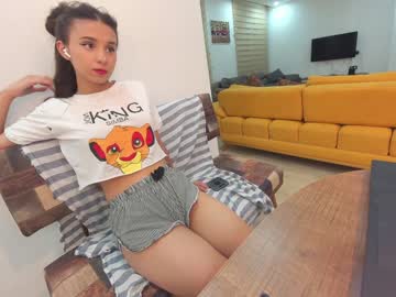 webcam girl ehotlovea today image #2408702