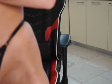 webcam girl brandiloveee today image #2765425