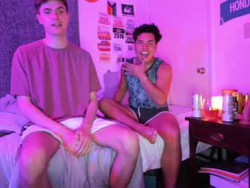 webcam man peachyyyboyyy today image #1772936