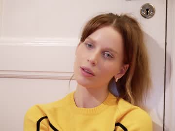 webcam girl ellaa91 today image #3190521