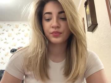 webcam girl dawnbluett today image #4084245