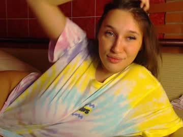 webcam girl highlemonsss today image #1151807