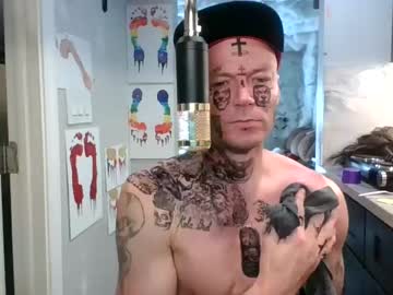 webcam man tallness707 today image #3995725