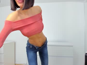 webcam girl ingridblondy94 today image #3145452