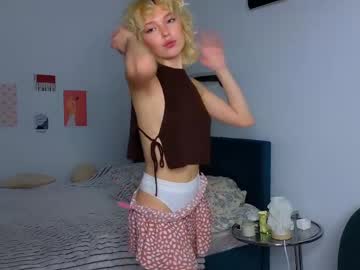 webcam girl hunter_eyess today image #4089775