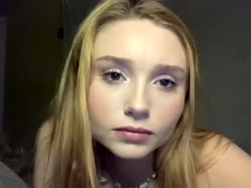 webcam girl princesshannnnn today image #793076