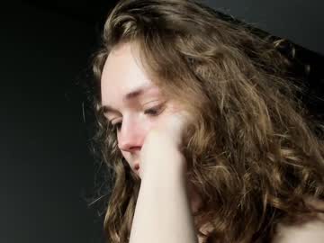 webcam girl mxxnsxsul today image #2530068