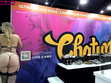 webcam girl 19honeysuckle today image #1670364