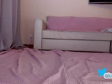 webcam girl hollyextra today image #2917212