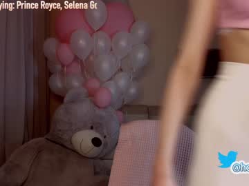 webcam girl hollyextra today image #1281574