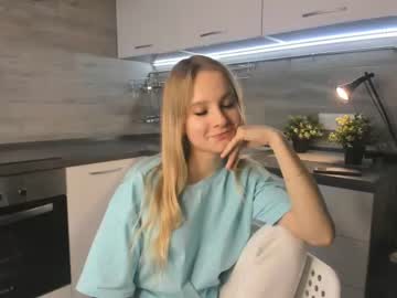 webcam girl margaretwilkinson today image #3980925