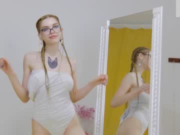 webcam girl lisa_milkis today image #3332095