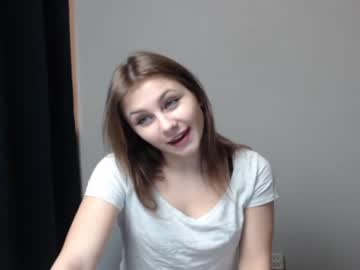 webcam girl relax_nina today image #740845