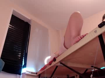 webcam girl hell_l0ve today image #2540278
