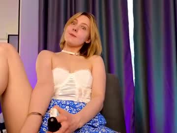 webcam girl _latenightsnack today image #4085678