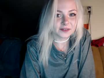 webcam girl kipsy420 today image #3515243