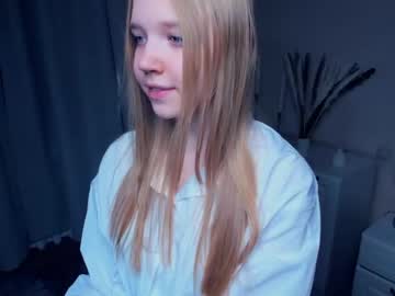 webcam girl hug_honestly today image #3980379