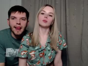 webcam couple welly_berry today image #3377079