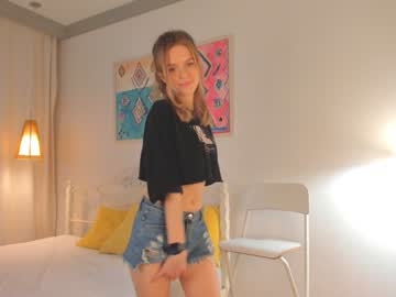 webcam girl conniesperry today image #3633493