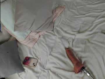 webcam girl lil_angell_ today image #2093761
