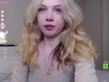 webcam girl small_blondee today image #3671460