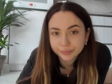 webcam girl meryfoxxx today image #2140506