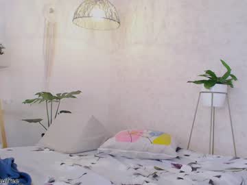 webcam girl grettabenett_ today image #1668561