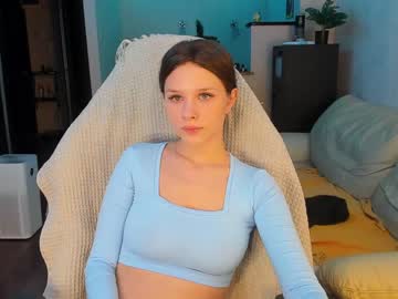 webcam girl ketlinrous today image #3377621