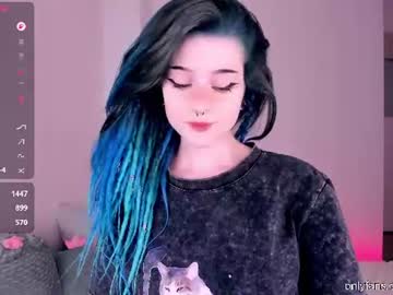 webcam girl alicentity today image #3895