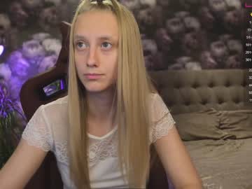 webcam girl angeellina today image #2481499