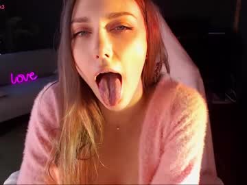 webcam girl uwuxo today image #3373734