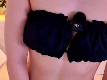 webcam girl petitedaisy__ today image #9222