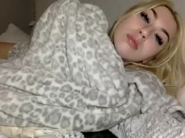 webcam girl babyblondieprincess today image #3774557