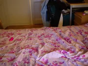 webcam girl ellaa91 today image #3068537