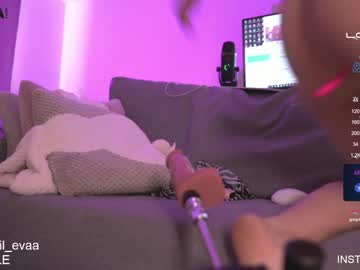 webcam girl lil_eva today image #2630585