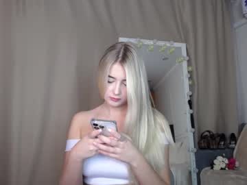 webcam girl cute18cute today image #2383670