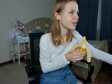 webcam girl asemiluna today image #265398