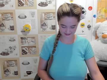 webcam girl emmika_ today image #2344276