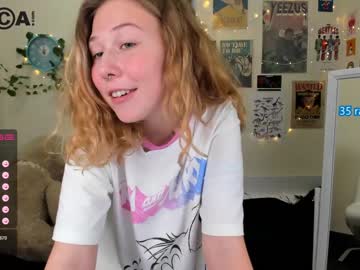 webcam girl lottie_shine today image #3184657