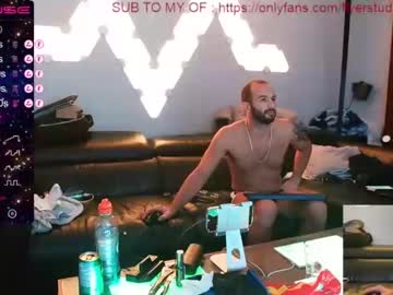 webcam man flyerstud_mtl today image #2915394