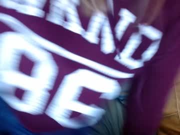 webcam girl juicy_peach88 today image #1545190