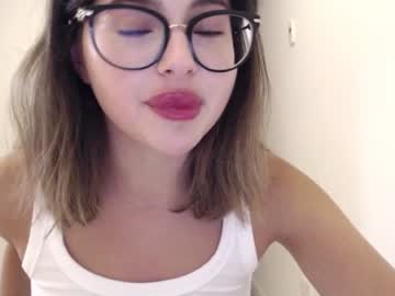 webcam girl playnofuckinggames today image #2502303