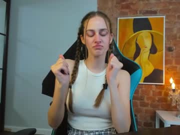 webcam girl _vogue_ today image #3733797